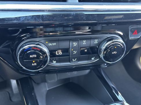 New 2026 Chevrolet Trax RS image 25