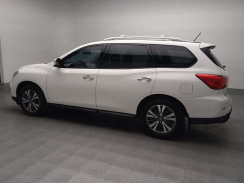 Used 2017 Nissan Pathfinder SL w/ SL Tech Package image 3