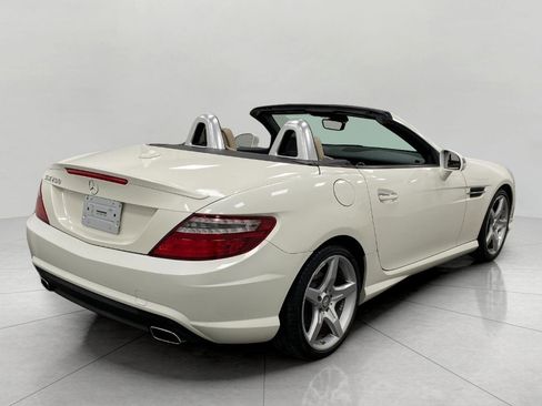 Used 2014 Mercedes-Benz SLK 250 image 4