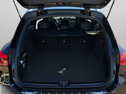 Certified 2026 Mercedes-Benz GLC 300 image 6