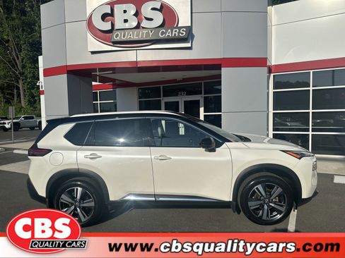 Used 2023 Nissan Rogue SL AWD/4WD image 1