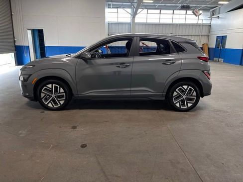Used 2023 Hyundai Kona SE FWD image 6