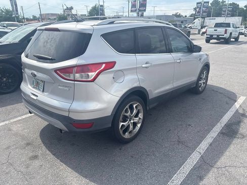 Used 2013 Ford Escape Titanium FWD image 9