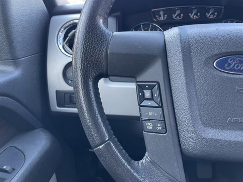 Used 2012 Ford F150 Lariat w/ Lariat Chrome Pkg image 26