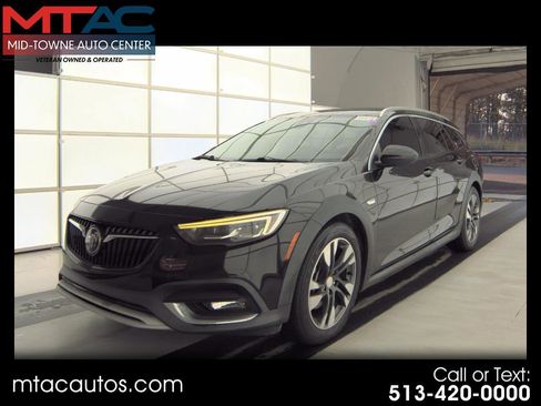 Used 2018 Buick Regal Essence w/ Driver Confidence Package #1 image 1