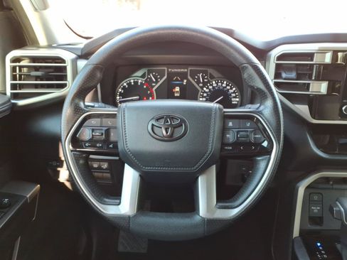 Used 2022 Toyota Tundra SR5 w/ Convenience Package RWD image 12