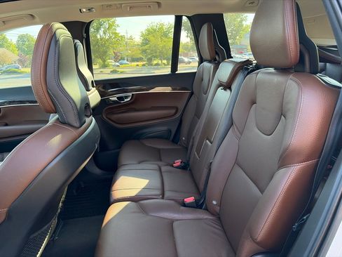 Used 2019 Volvo XC90 T6 Momentum w/ Advanced Package AWD/4WD image 19