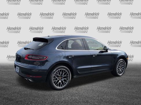 Used 2015 Porsche Macan S image 10