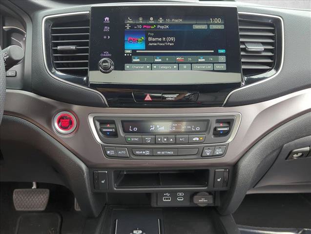 Certified 2025 Honda Passport EX-L image 15