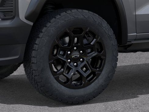 New 2026 Chevrolet Colorado Trail Boss AWD/4WD image 36