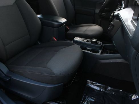 Used 2022 Ford Maverick XL FWD image 27