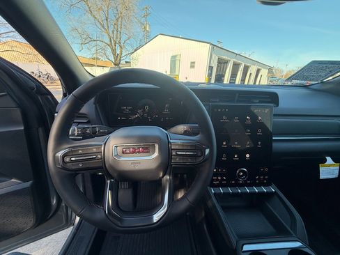 New 2026 GMC Terrain AT4 w/ LPO, Floor Liner Package AWD/4WD image 13