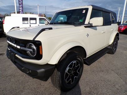 New 2025 Ford Bronco Outer Banks