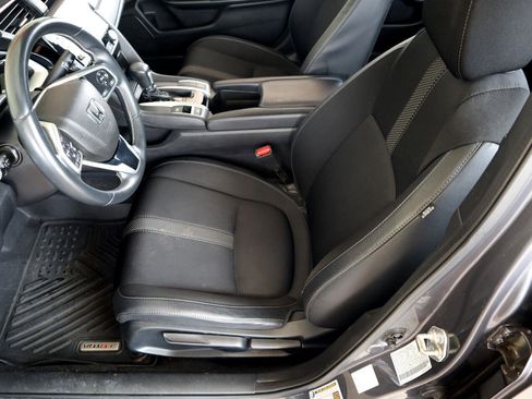 Used 2020 Honda Civic Sport image 38