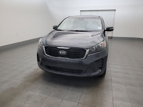 Used 2020 Kia Sorento LX FWD image 15
