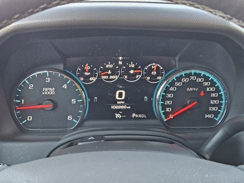 Used 2017 GMC Yukon SLT w/ Open Road Package image 18