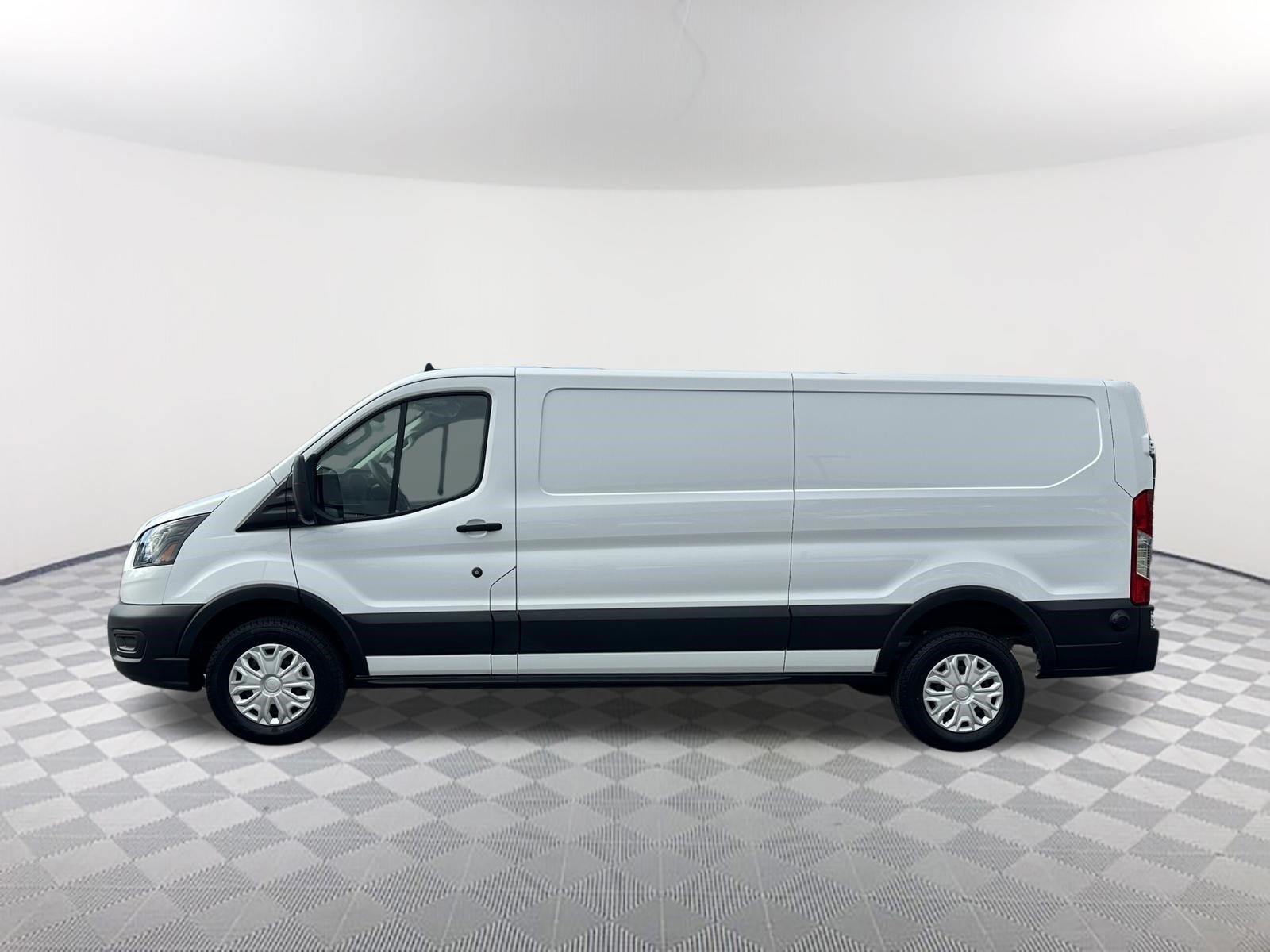 Used 2024 Ford E-Transit Low Roof RWD image 8