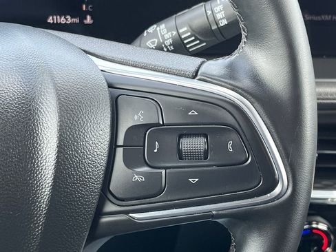 Used 2024 Buick Encore GX Sport Touring image 18
