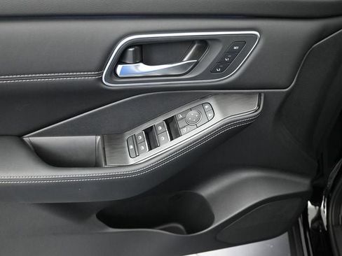 New 2026 Nissan Rogue Platinum w/ Platinum Premium Package image 29