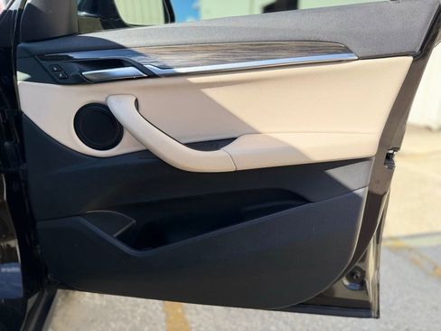 Used 2018 BMW X2 sDrive28i w/ Convenience Package FWD image 16