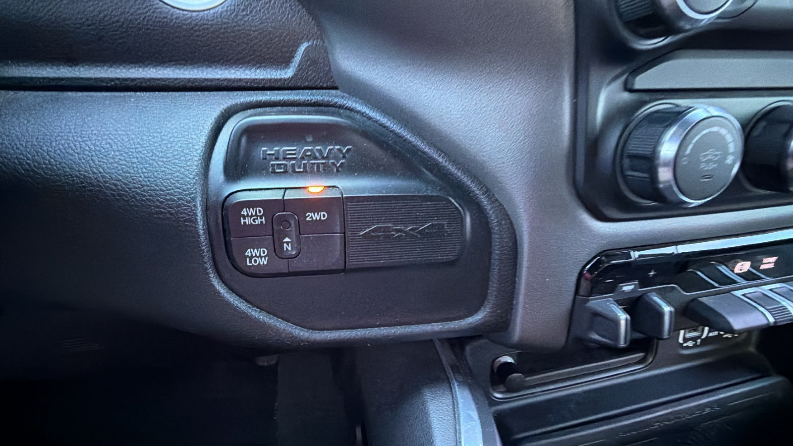 Used 2022 RAM 2500 Big Horn AWD/4WD image 29
