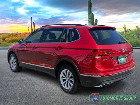 Used 2018 Volkswagen Tiguan SE w/ Panoramic Sunroof Package AWD/4WD image 7