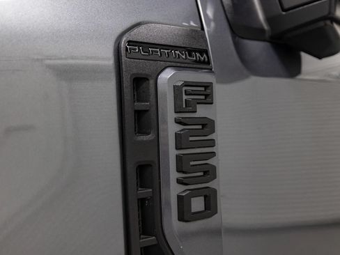 Used 2024 Ford F250 Platinum AWD/4WD image 12