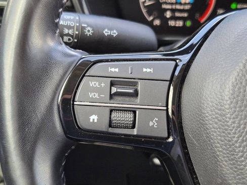 Used 2025 Honda CR-V EX-L image 21