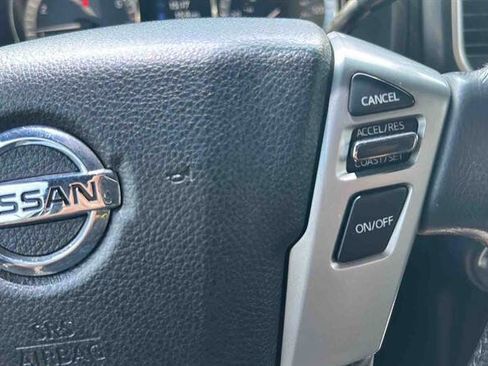 Used 2019 Nissan Titan SV w/ SV Convenience Package AWD/4WD image 32