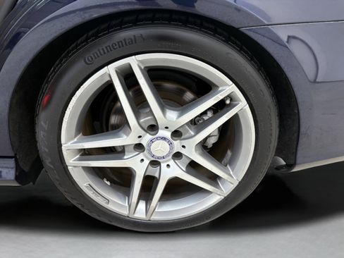 Used 2014 Mercedes-Benz E 350 4MATIC Sedan w/ Premium 1 Package image 38