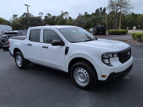 Certified 2025 Ford Maverick XL image 2