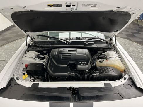 Used 2019 Dodge Challenger SXT w/ Driver Convenience Group RWD image 25