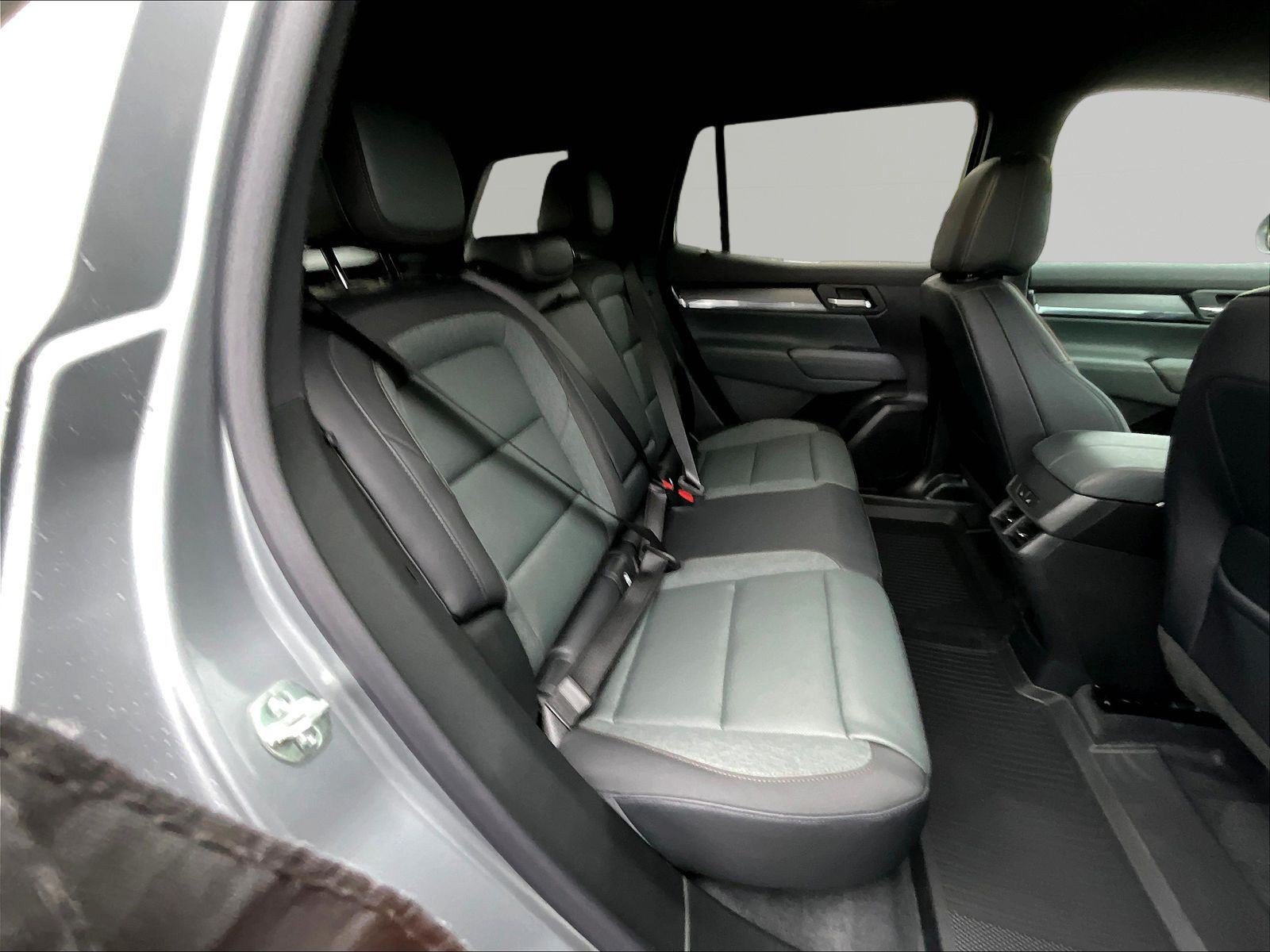 New 2027 GMC Terrain AT4 w/ Convenience Package III AWD/4WD image 19