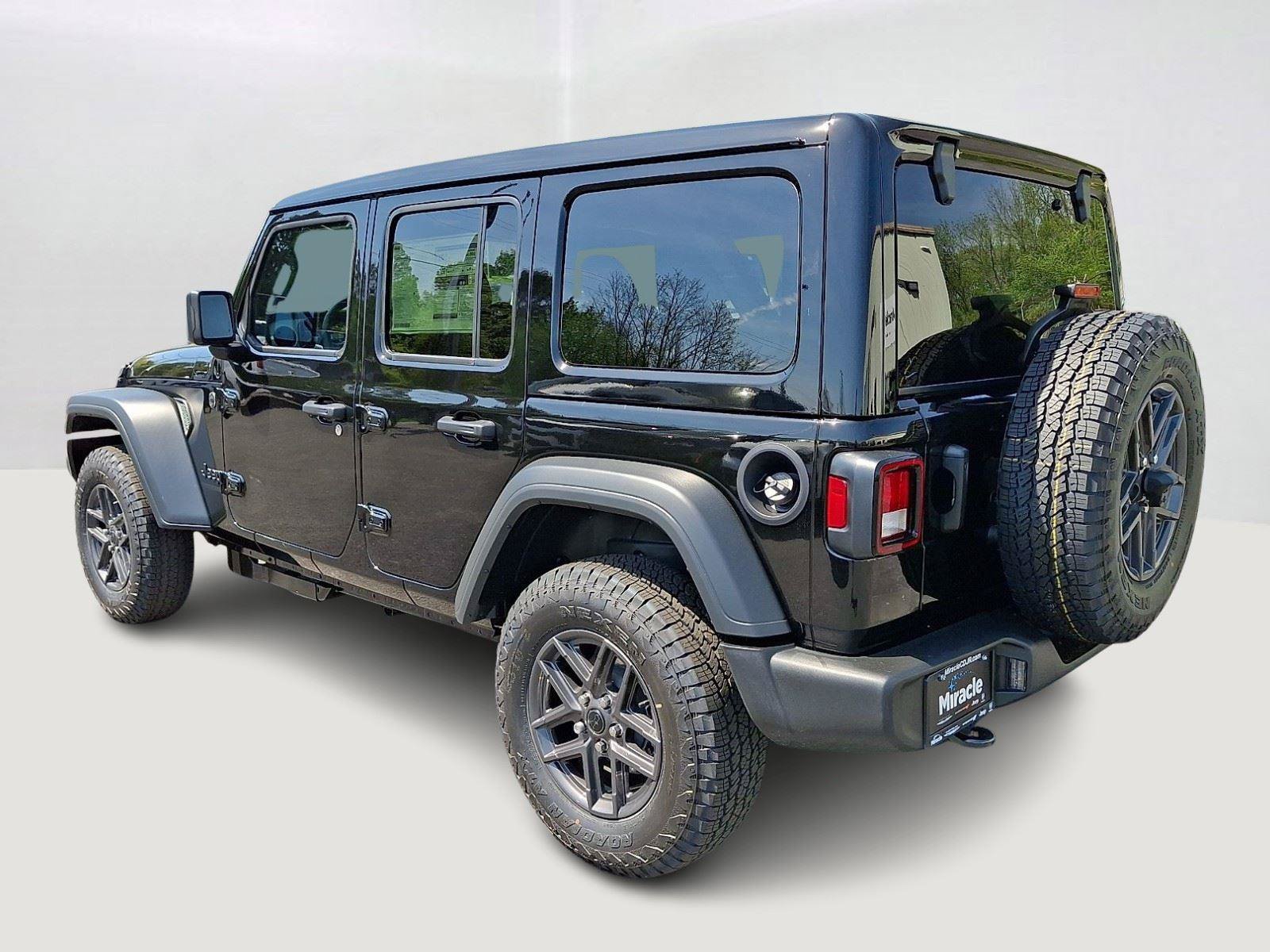 New 2026 Jeep Wrangler Unlimited Sport AWD/4WD image 5