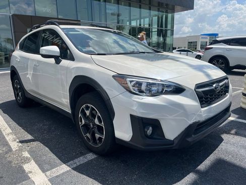 Used 2019 Subaru Crosstrek 2.0i Premium w/ Popular Package #2 AWD/4WD image 3