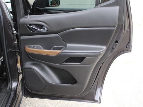 Used 2019 GMC Acadia SLE w/ Driver Alert Package I image 67