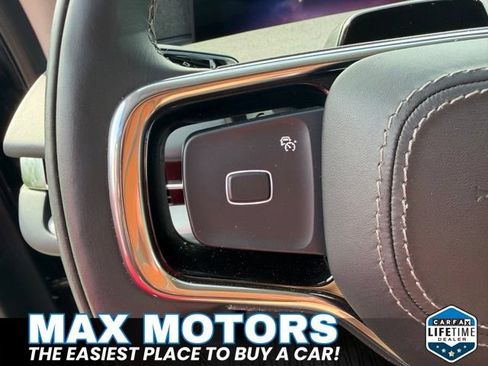 Used 2025 Lincoln Navigator Reserve AWD/4WD image 36