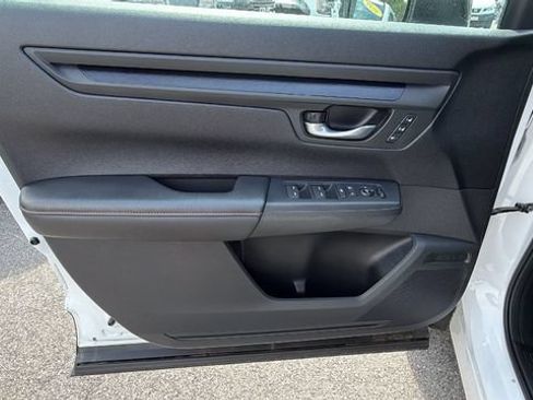 Used 2025 Honda CR-V Sport-L image 14