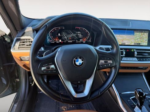 Used 2023 BMW 430i Coupe w/ Premium Package image 17