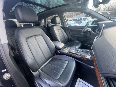 Used 2018 Audi Q5 2.0T Premium Plus w/ Premium Plus Package AWD/4WD image 19