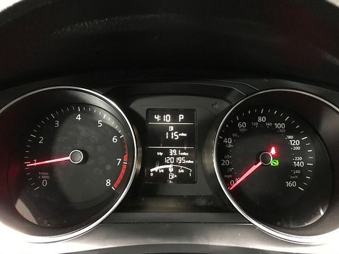 Used 2016 Volkswagen Jetta S image 22