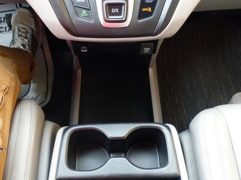 Used 2024 Honda Odyssey EX-L image 34