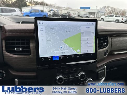 Used 2024 Ford Expedition Max Limited image 18