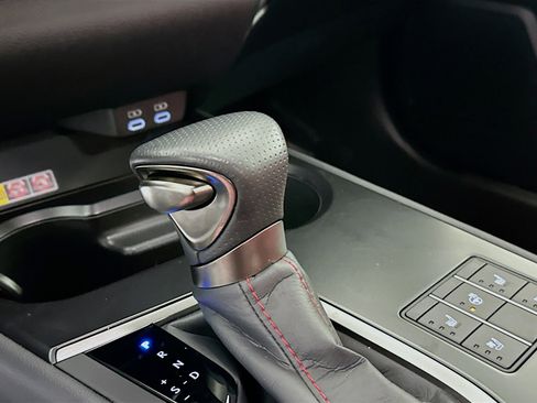 Used 2024 Lexus UX 250h F Sport image 21