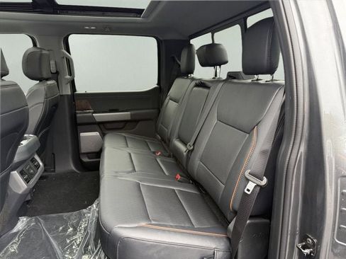 New 2026 Ford F250 Lariat w/ Black Appearance Package AWD/4WD image 10