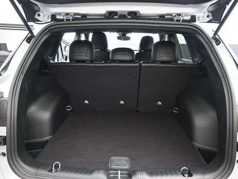New 2026 Jeep Compass Latitude AWD/4WD image 24