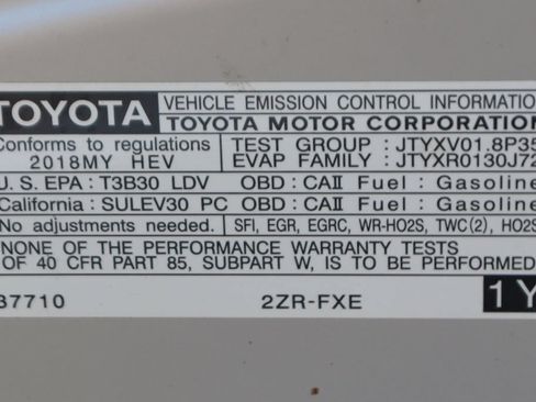 Used 2018 Toyota Prius Prime Premium w/ Carpet Mat Package FWD image 12