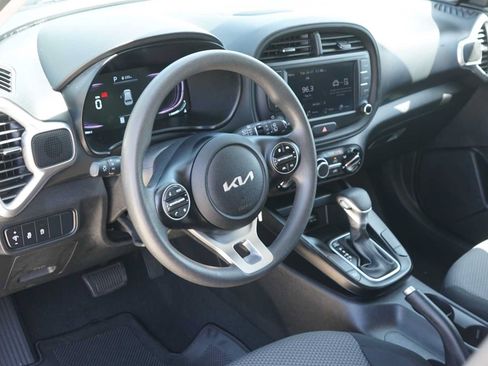 Certified 2024 Kia Soul LX w/ Option Group 015 FWD image 8