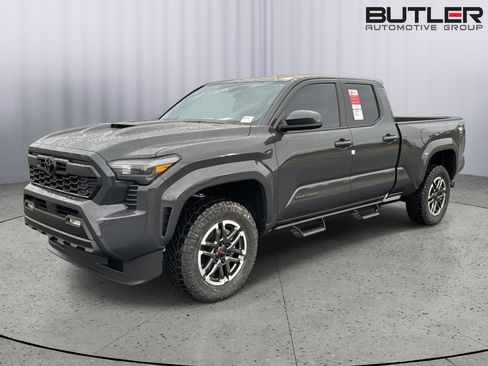 New 2026 Toyota Tacoma TRD Sport RWD image 2