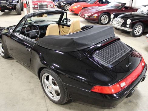 Used 1995 Porsche 911 Cabriolet image 32